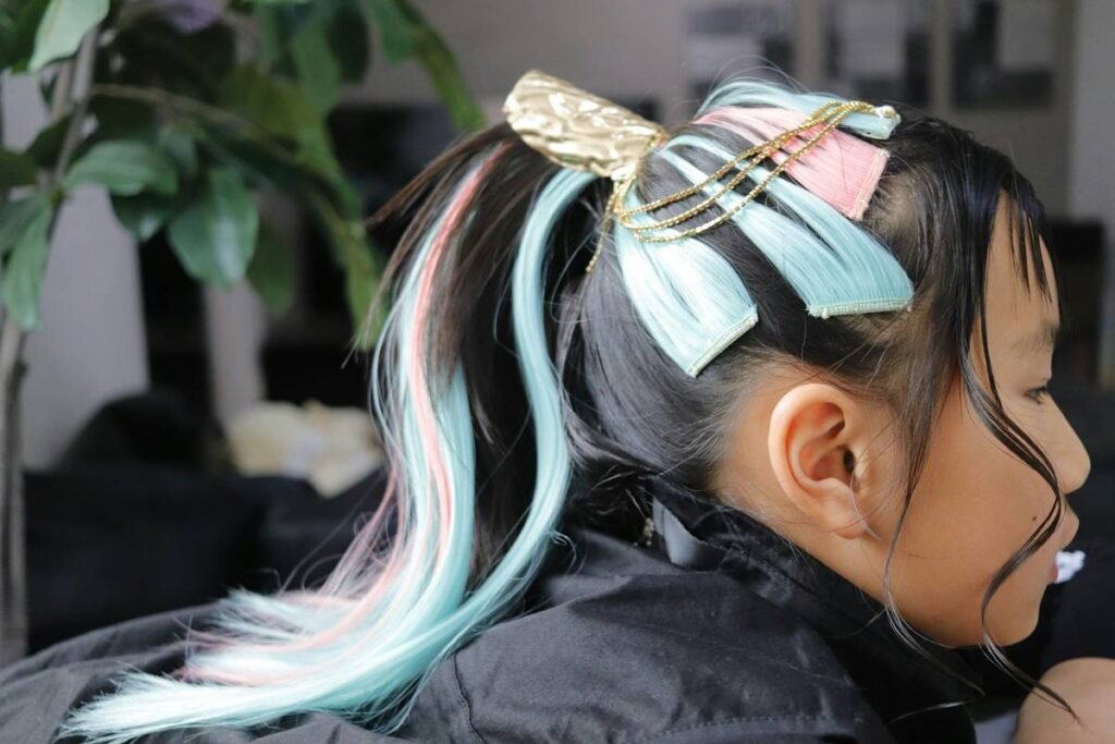 Stylish Clips: Your Secret Weapon for Instant Hair Makeovers (Without the Salon Price Tag)
